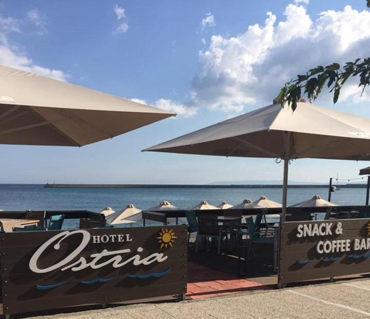 Hotel Ostria Kalamata Exteriér fotografie